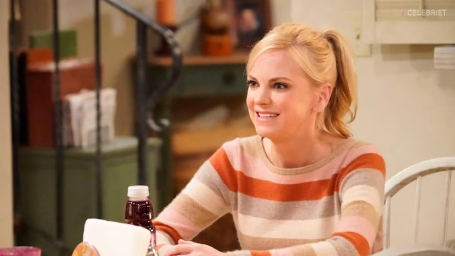 Anna Faris Says Chuck Lorre’s Mom Casting Comments “Hurt” After Seven Seasons